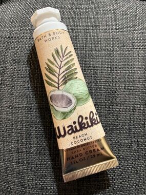 Bath & Body Works Waikiki Beach Coconut Hand Cream